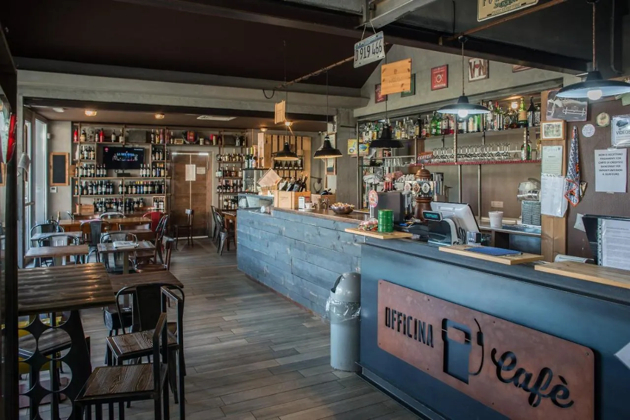 Officina Rooms Como 0*,  Italy