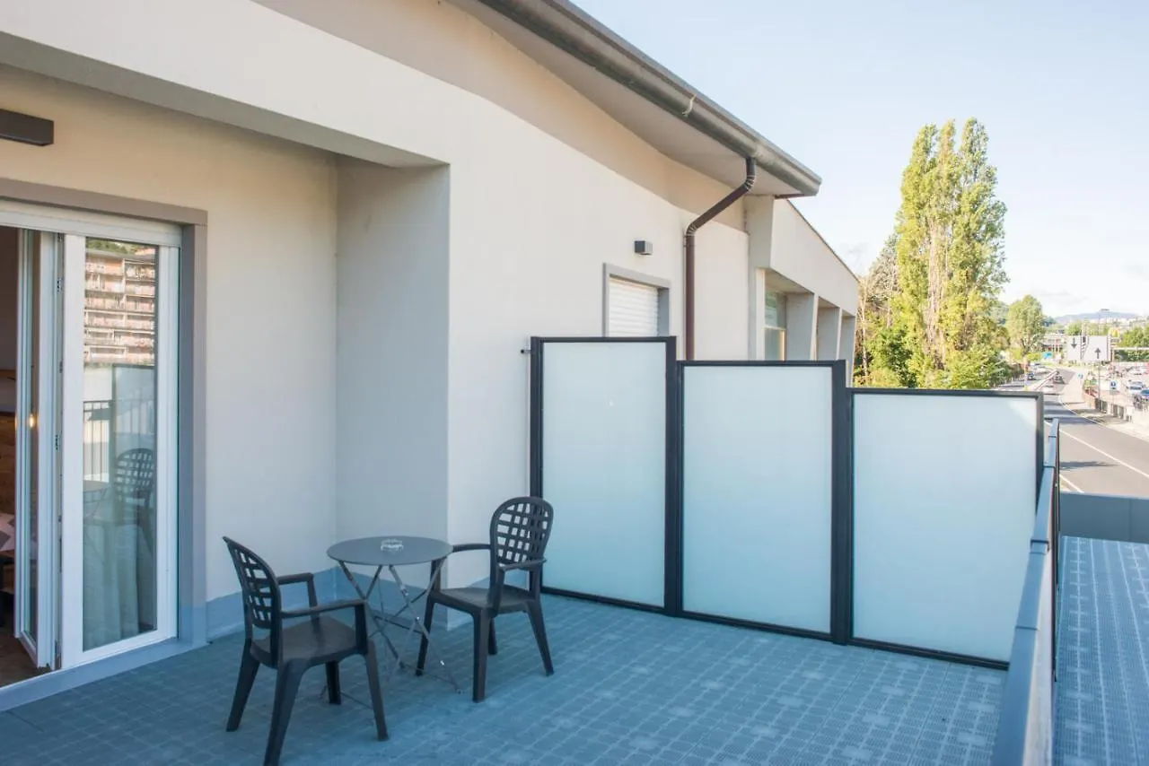 Officina Rooms Como Guest house